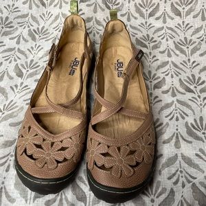 JBU by Jambu memory foam flat size 11